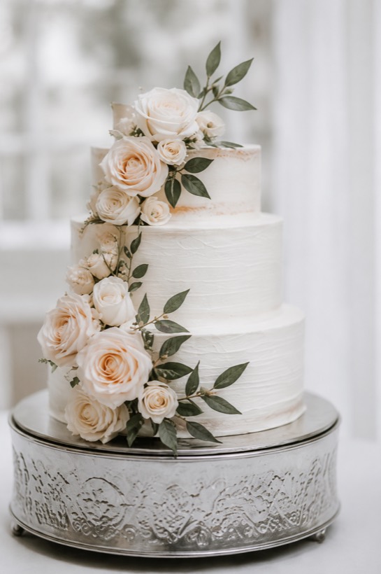 Wedding cake decoration idea 5