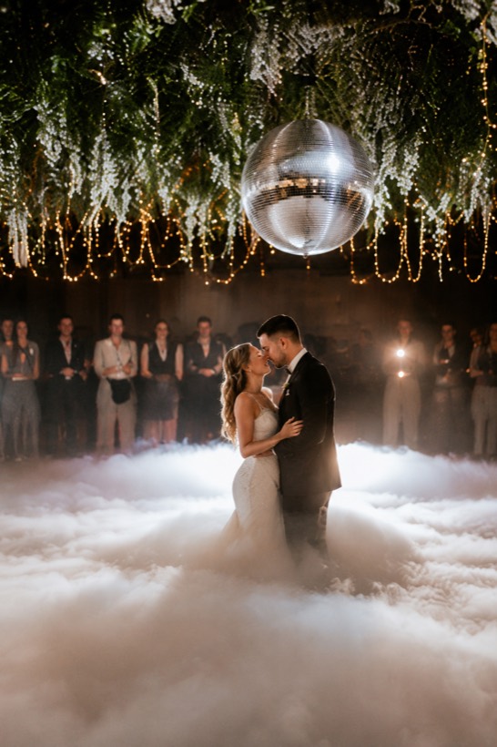 Wedding reception decoration idea 3
